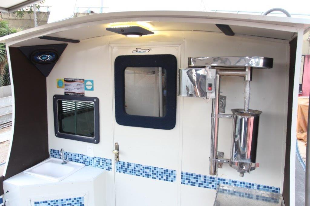 Lancha Malloy em duralumínio modelo KING RIVER 320 - p/ água doce