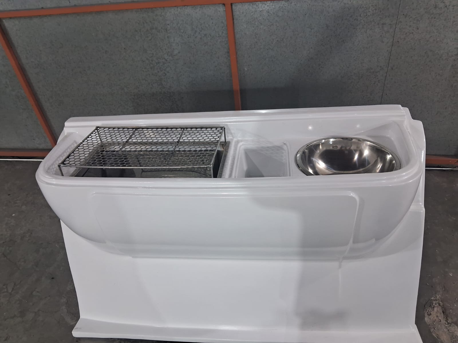 Gabinete / espaço gourmet para lanchas