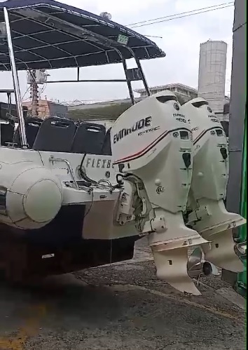 Barco FLEXBOAT SR-760T ano 2006