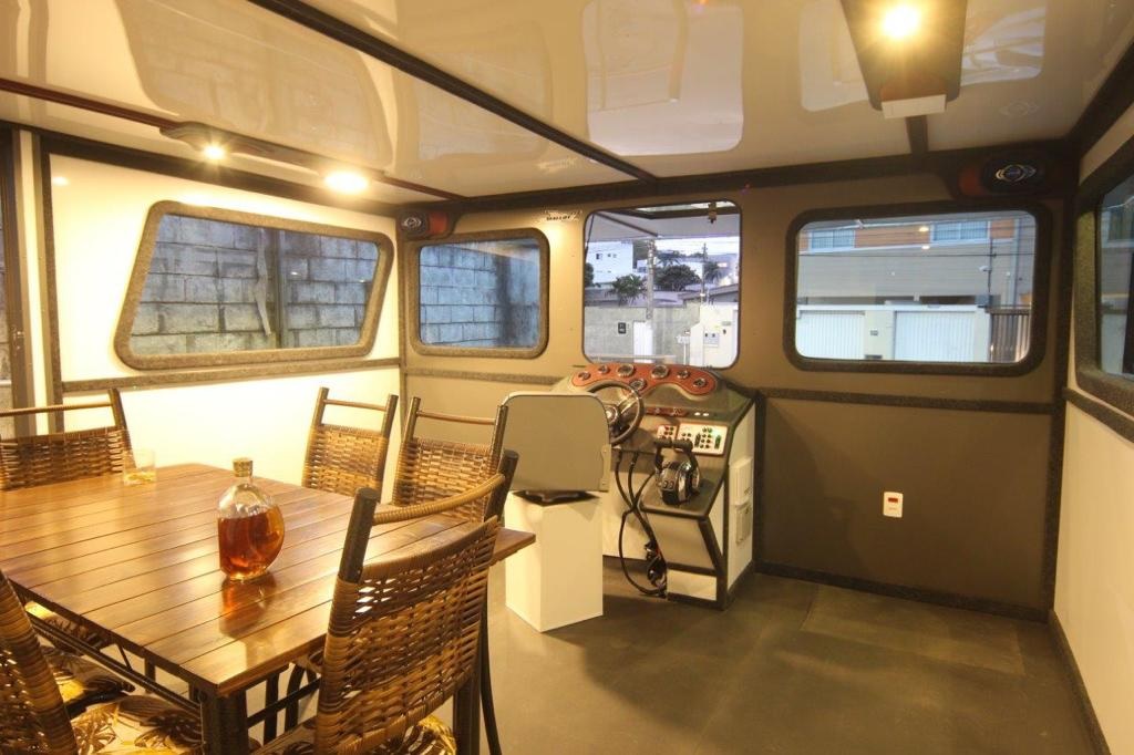 HOUSEBOAT MALLOY - 35 à 53 pés - duralumínio