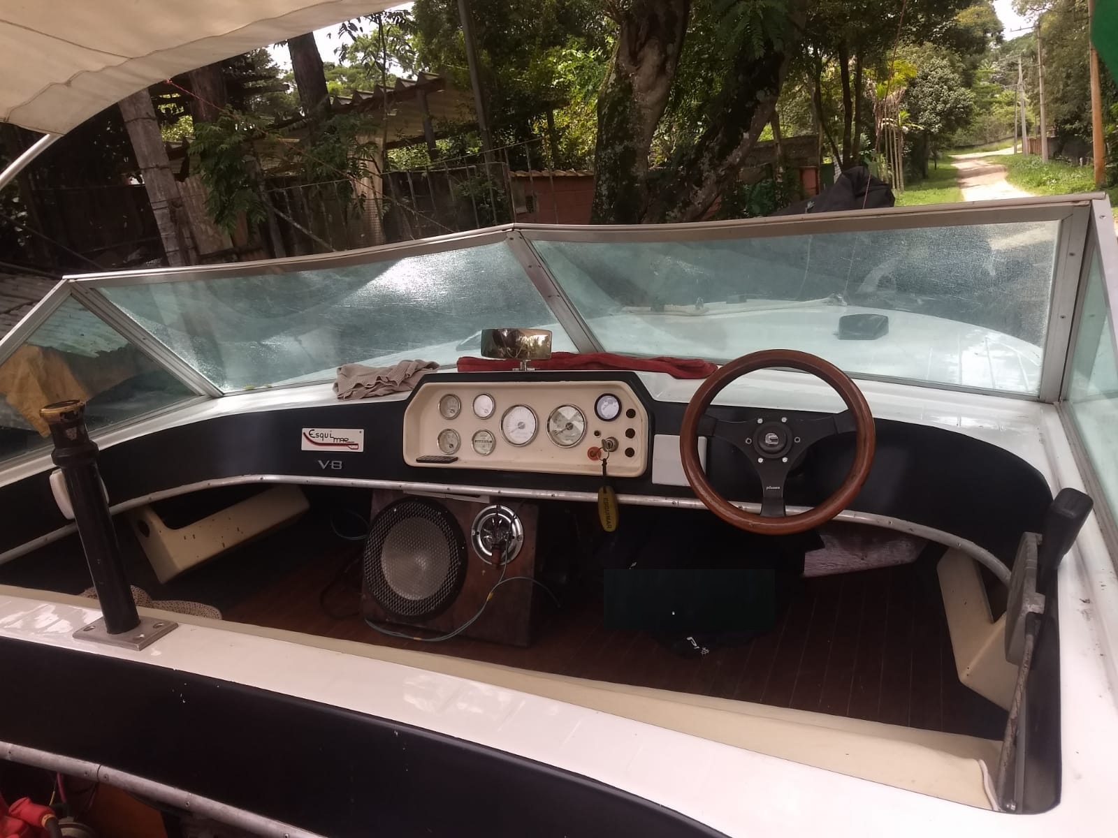 Lancha Esquimar 18 pés, fase 1, em fibra de vidro ano 1978 sem reversor